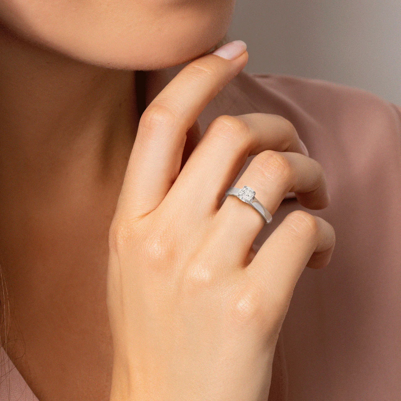 Hamilton Cherish Collection 18k White Gold and Solitaire Mounting Ring - Image 4